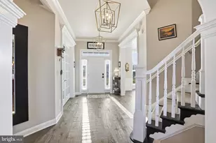 35664 Sweet Branch Ct, Purcellville, VA 20132 - Photo 2