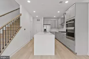 19826 Lavender Dust Sq, Ashburn, VA 20147 - Photo 6