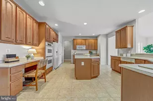 40452 Hickory Ridge Pl, Aldie, VA 20105 - Photo 26