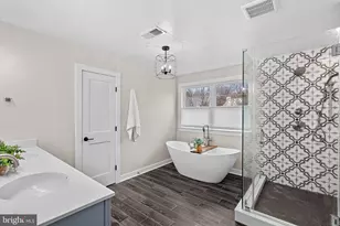 35611 Hamlet Ct, Round Hill, VA 20141 - Photo 8