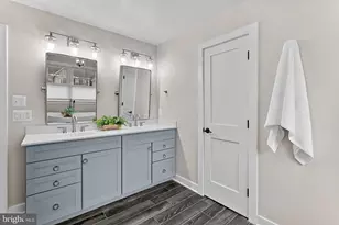 35611 Hamlet Ct, Round Hill, VA 20141 - Photo 12