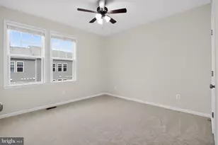 23550 Kingsdale Terrace, Brambleton, VA 20148 - Photo 20