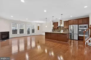 23550 Kingsdale Terrace, Brambleton, VA 20148 - Photo 4