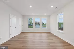 45176 Drowes Ter, Sterling, VA 20166 - Photo 4