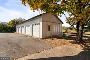 19937 Evergreen Mills Rd, Leesburg, VA 20175 - Photo 80