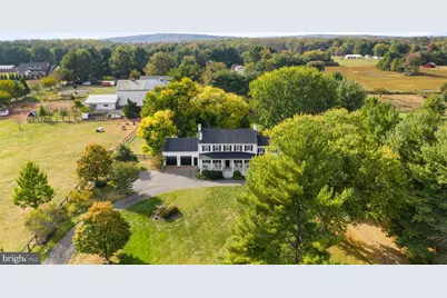 19937 Evergreen Mills Road, Leesburg, VA 20175 - Photo 2