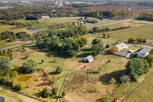 19937 Evergreen Mills Rd, Leesburg, VA 20175 - Photo 102