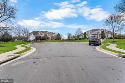 43176 Tall Pines Court #1ST FLOOR 1 BR SUITE, Ashburn, VA 20147 - Photo 2