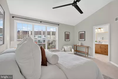 47610 Watkins Island Square, Sterling, VA 20165 - Photo 22