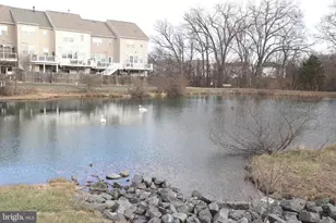 20545 Rolling Water Terrace, Ashburn, VA 20147 - Photo 2