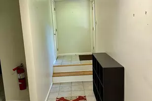 11 Stonewall Ct, Middleburg, VA 20117 - Photo 2