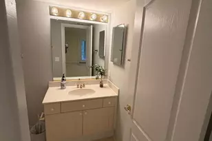 20360 Stillhouse Branch Pl, Sterling, VA 20165 - Photo 14