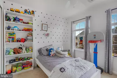 20751 Bridal Veil Falls Terrace, Sterling, VA 20165 - Photo 22