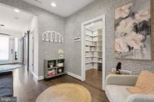 20386 Roslindale Dr, Ashburn, VA 20147 - Photo 12