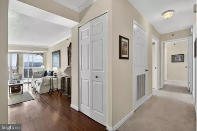 19385 Cypress Ridge Terrace #821, Leesburg, VA 20176 - Photo 12