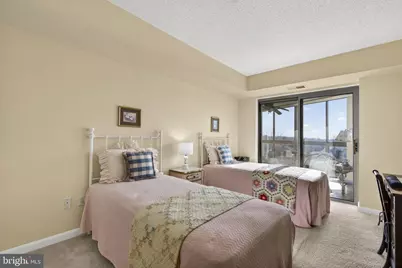 19385 Cypress Ridge Terrace #821, Leesburg, VA 20176 - Photo 36