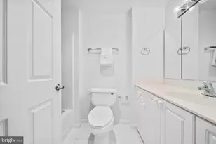 19360 Magnolia Grove Square, Leesburg, VA 20176 - Photo 22