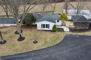 39362 Rickard Rd, Lovettsville, VA 20180 - Photo 2