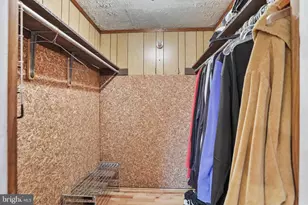 39362 Rickard Rd, Lovettsville, VA 20180 - Photo 16