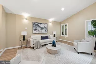314 Sugarland Run Dr, Sterling, VA 20164 - Photo 6