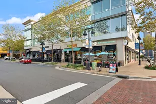 20304 Northpark Dr, Ashburn, VA 20147 - Photo 98