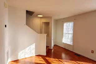 43750 Tolamac Dr, Ashburn, VA 20147 - Photo 4