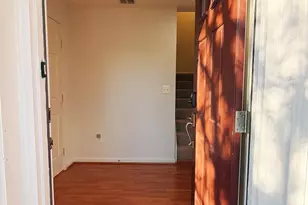 43750 Tolamac Dr, Ashburn, VA 20147 - Photo 2