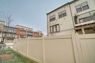 43057 Pony Truck Terrace, Ashburn, VA 20147 - Photo 32