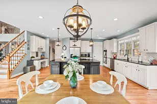 43423 Mountcastle Dr, Chantilly, VA 20152 - Photo 14