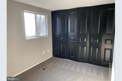 309 Brethour Court, Sterling, VA 20164 - Photo 8