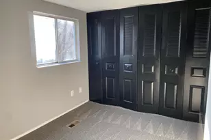 309 Brethour Ct, Sterling, VA 20164 - Photo 8