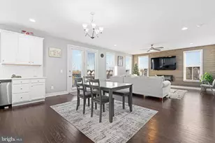 25528 Woodbine Farm Dr, Chantilly, VA 20152 - Photo 18