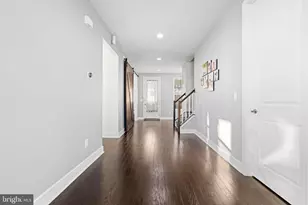 25528 Woodbine Farm Dr, Chantilly, VA 20152 - Photo 12