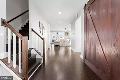 25528 Woodbine Farm Drive, Chantilly, VA 20152 - Photo 8