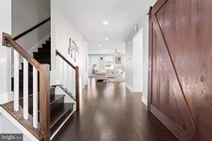 25528 Woodbine Farm Dr, Chantilly, VA 20152 - Photo 8