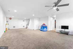 25528 Woodbine Farm Dr, Chantilly, VA 20152 - Photo 30