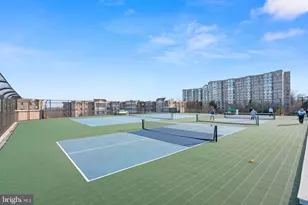 19375 Cypress Ridge Terrace, Leesburg, VA 20176 - Photo 50