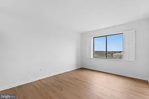 19375 Cypress Ridge Terrace, Leesburg, VA 20176 - Photo 20