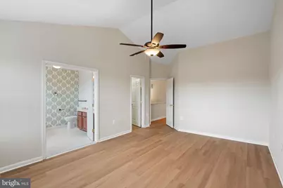 820 Ferndale Terrace NE, Leesburg, VA 20176 - Photo 8