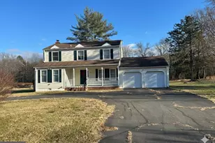 20040 Bobwhite Ln, Sterling, VA 20165 - Photo 1