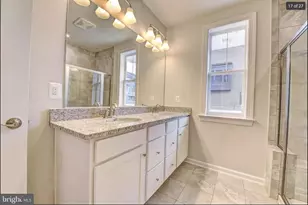 45161 Admiral Dr, Sterling, VA 20166 - Photo 22