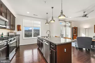 1426 Ribbon Limestone Terrace SE, Leesburg, VA 20175 - Photo 10