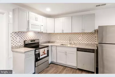 25532 Byrnes Crossing Drive, Chantilly, VA 20152 - Photo 10