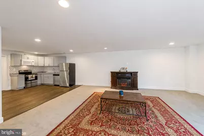 25532 Byrnes Crossing Drive, Chantilly, VA 20152 - Photo 8