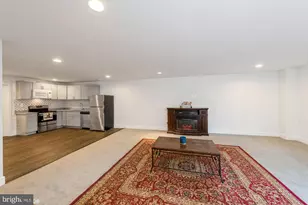 25532 Byrnes Crossing Dr, Chantilly, VA 20152 - Photo 8