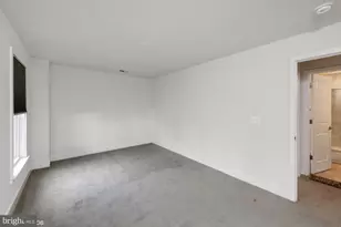 25532 Byrnes Crossing Dr, Chantilly, VA 20152 - Photo 18