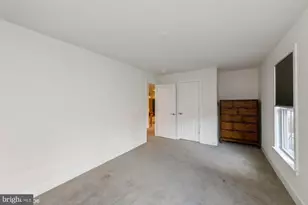 25532 Byrnes Crossing Dr, Chantilly, VA 20152 - Photo 16