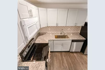 25532 Byrnes Crossing Drive, Chantilly, VA 20152 - Photo 12