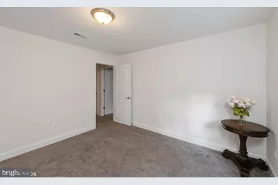 25532 Byrnes Crossing Drive, Chantilly, VA 20152 - Photo 14