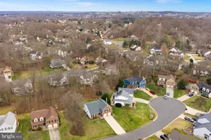 21 Lipscomb Ct, Sterling, VA 20165 - Photo 16